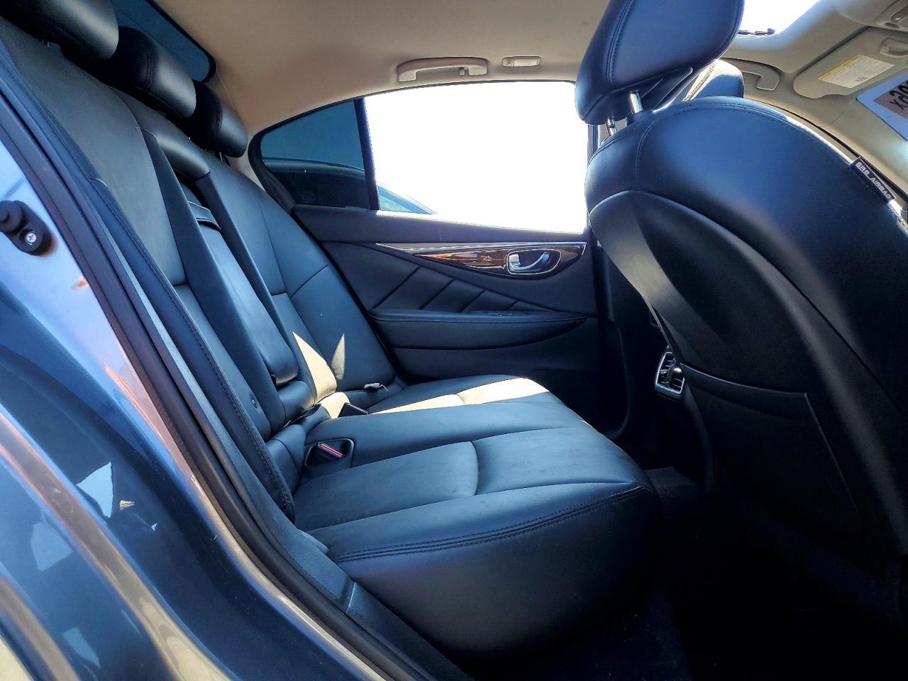2019 Infiniti Q50 3.0T Luxe - zdjęcie 10