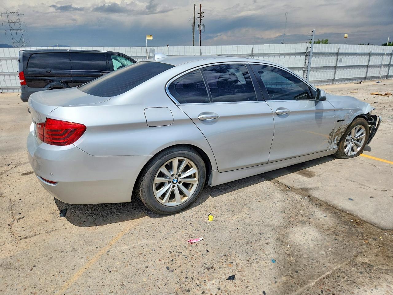 2014 BMW Seria 5 528i - zdjęcie 3