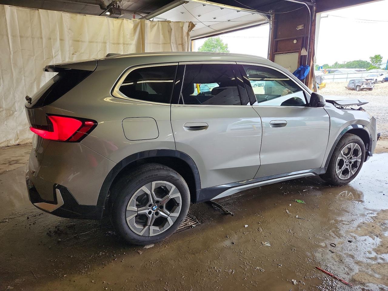 2026 BMW X1 xDrive28I - zdjęcie 3