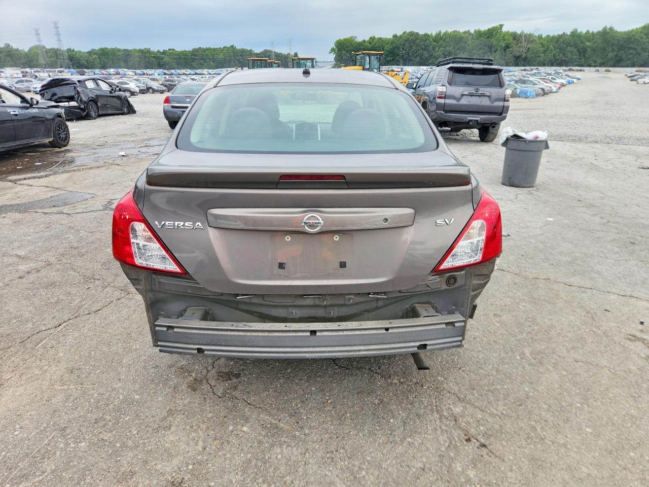 2017 Nissan Versa 1.6 Sv - zdjęcie 6