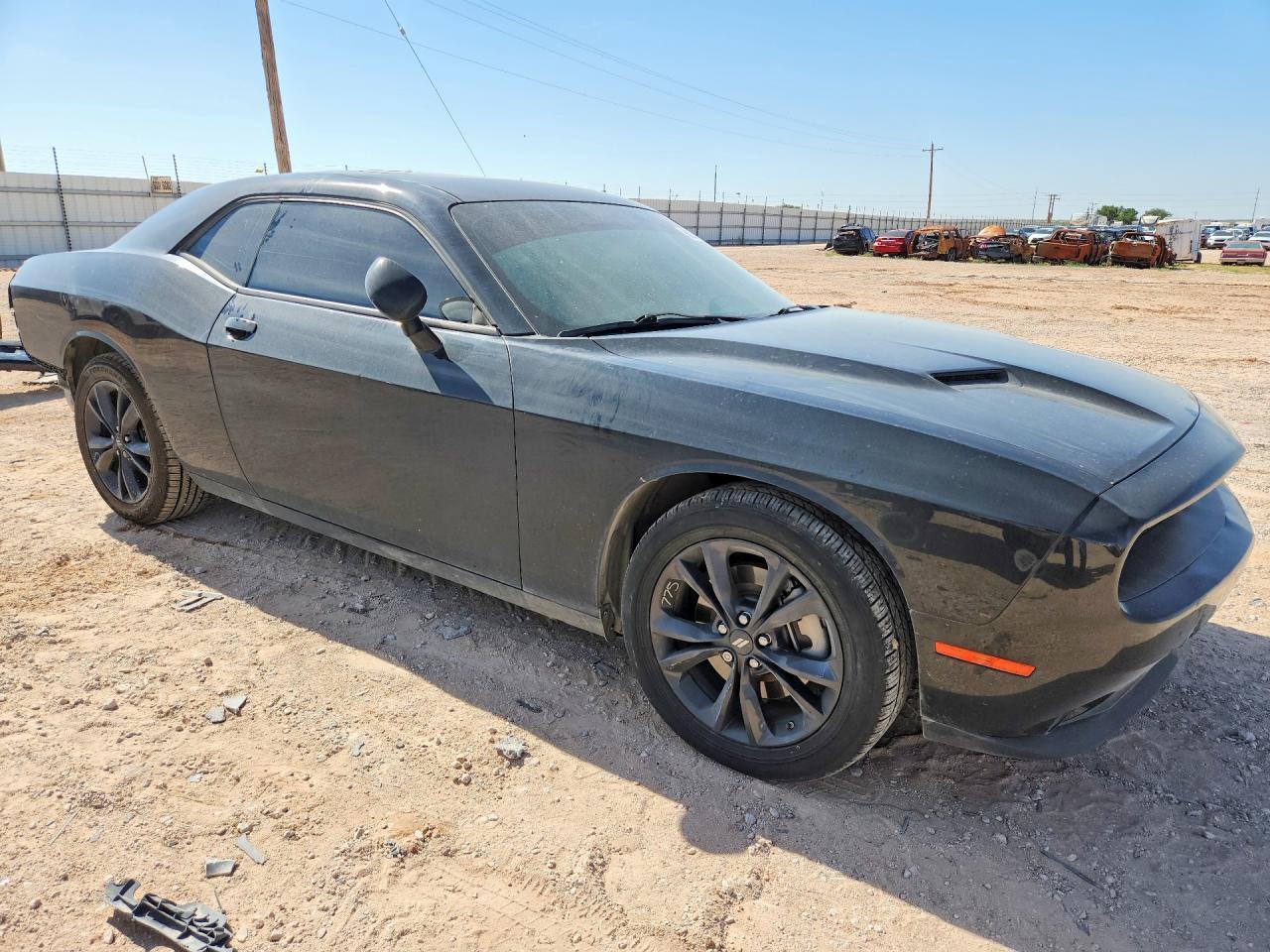 2022 Dodge Challenger Sxt - zdjęcie 4