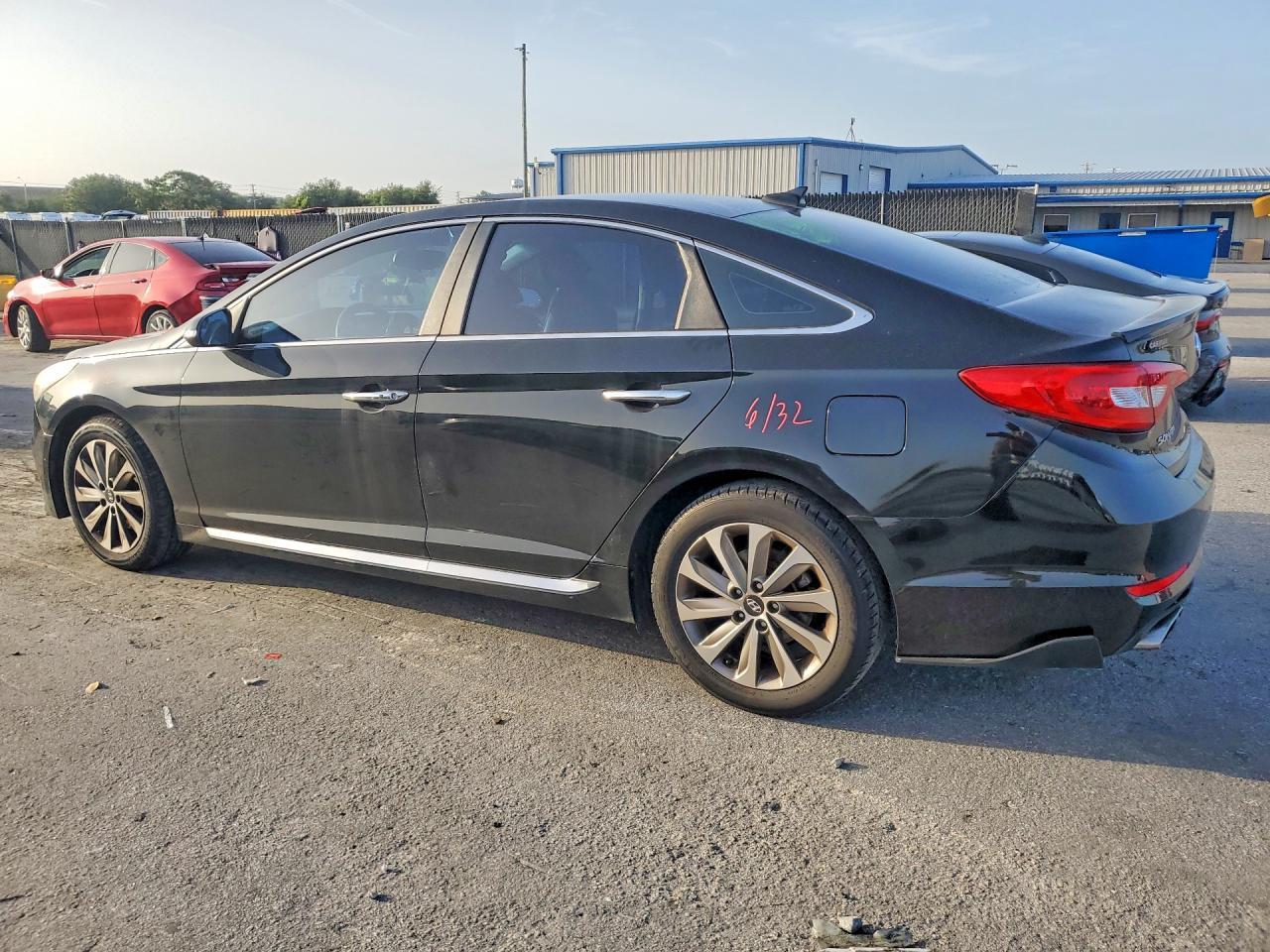 2017 Hyundai Sonata Sport - zdjęcie 2