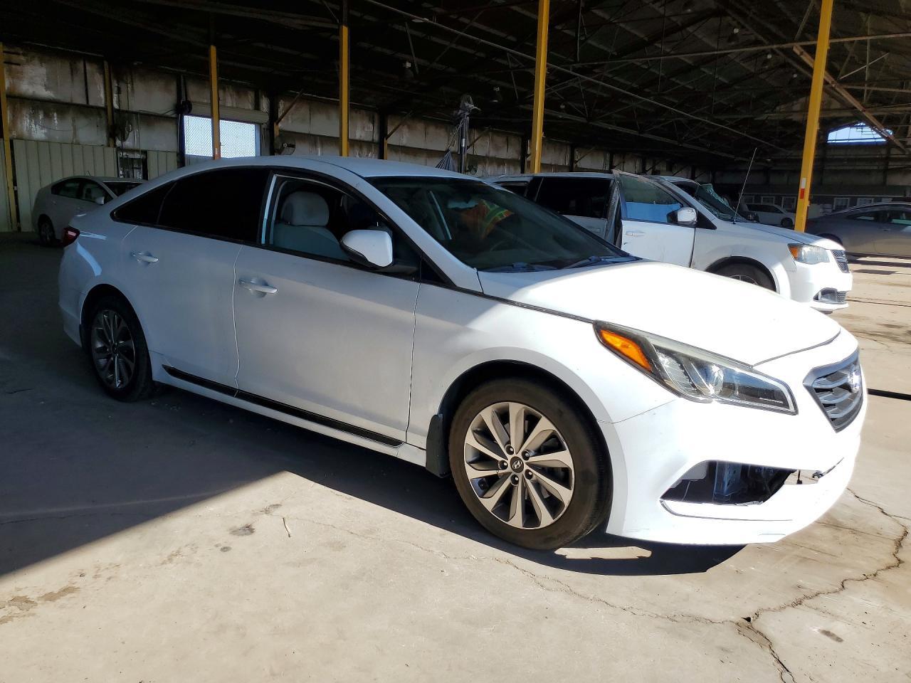 2015 Hyundai Sonata Sport - zdjęcie 4