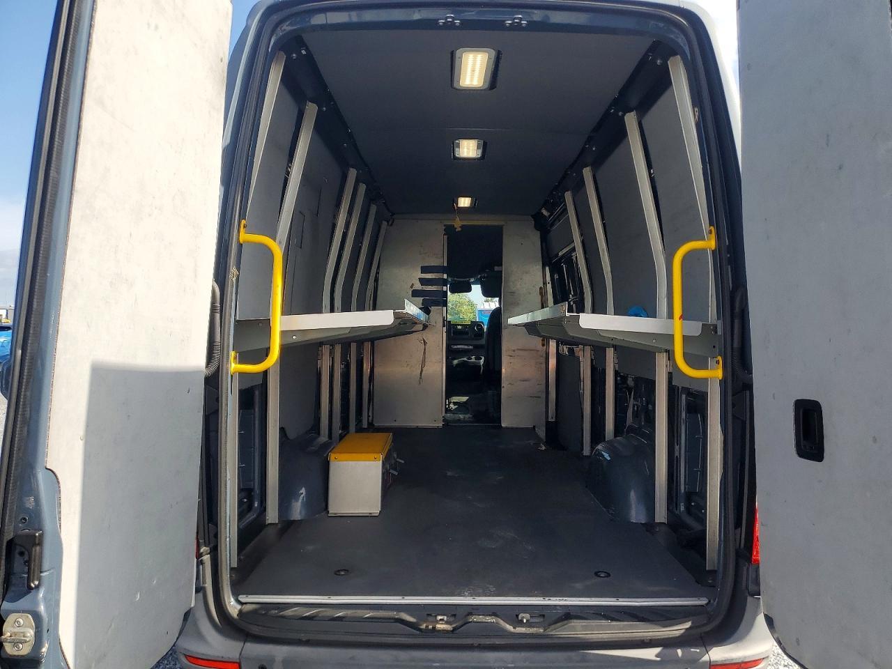 2019 Mercedes-Benz Sprinter 2500/3500 - zdjęcie 10