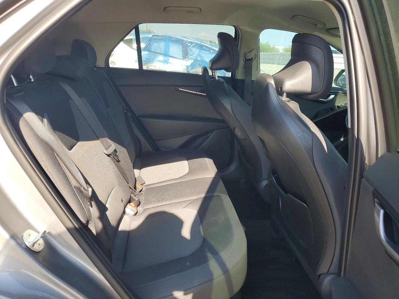 2025 Kia Niro Lx - zdjęcie 11