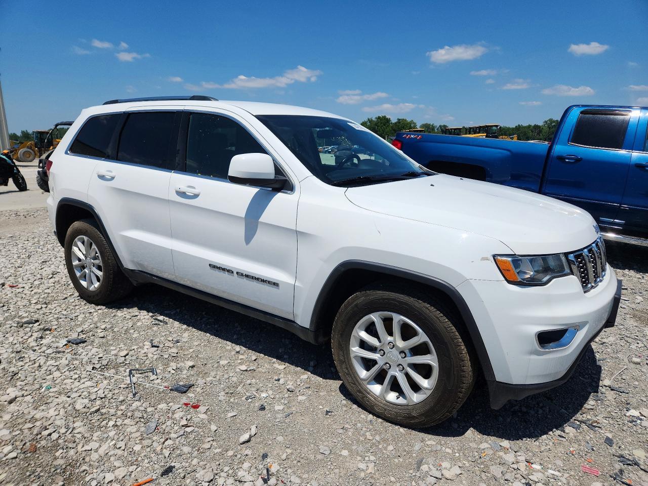 2021 Jeep Grand Cherokee Laredo - zdjęcie 4
