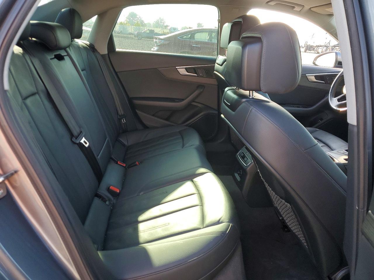 2018 Audi A4 Premium Plus - zdjęcie 10
