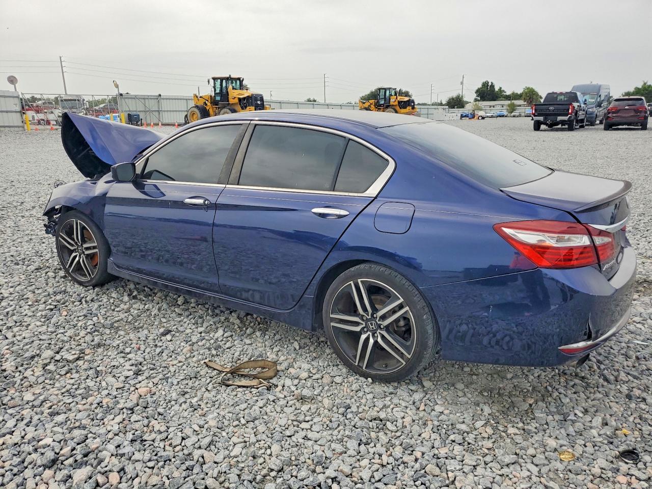 2017 Honda Accord Sport - zdjęcie 2