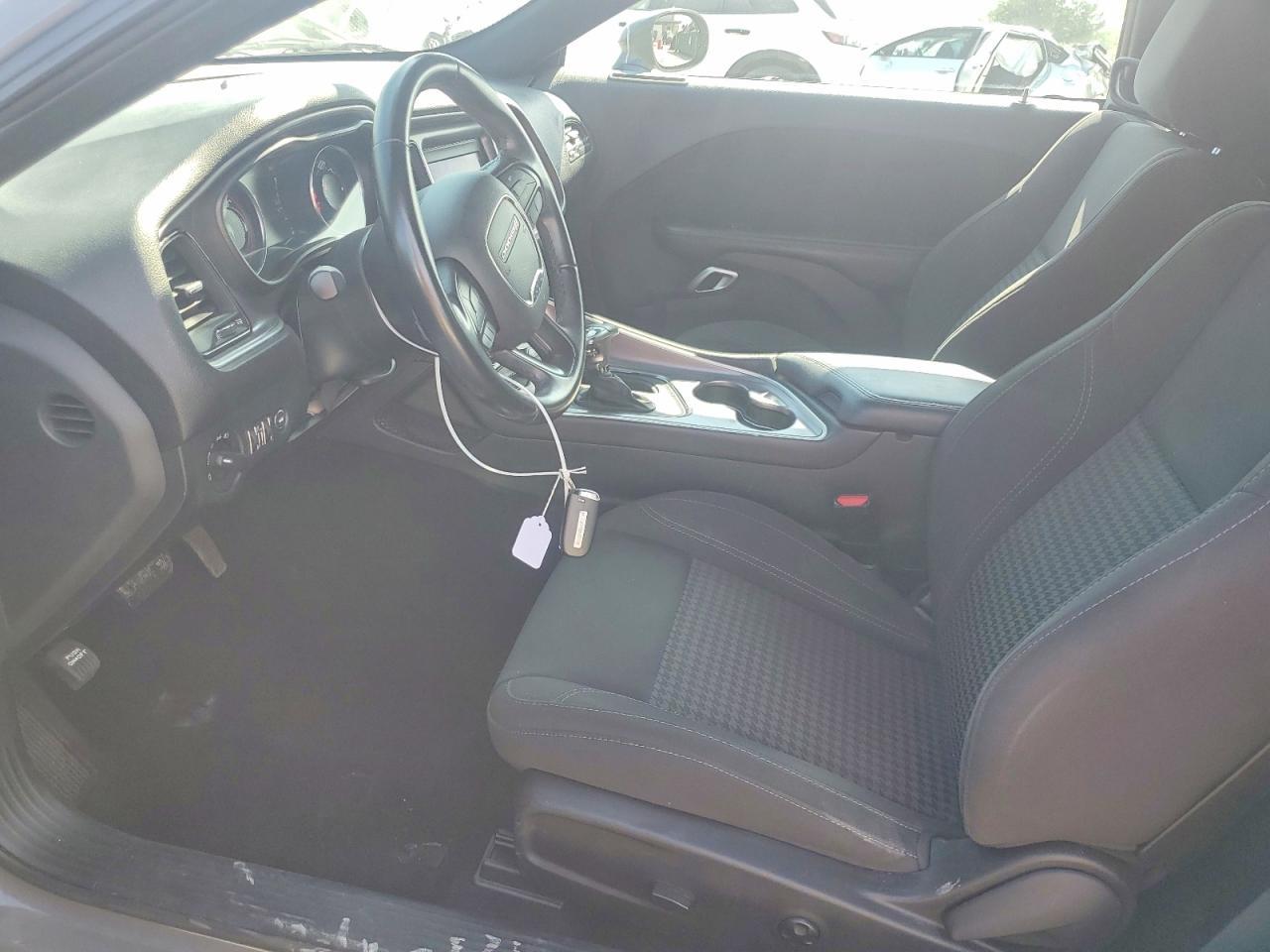 2019 Dodge Challenger Sxt - zdjęcie 7