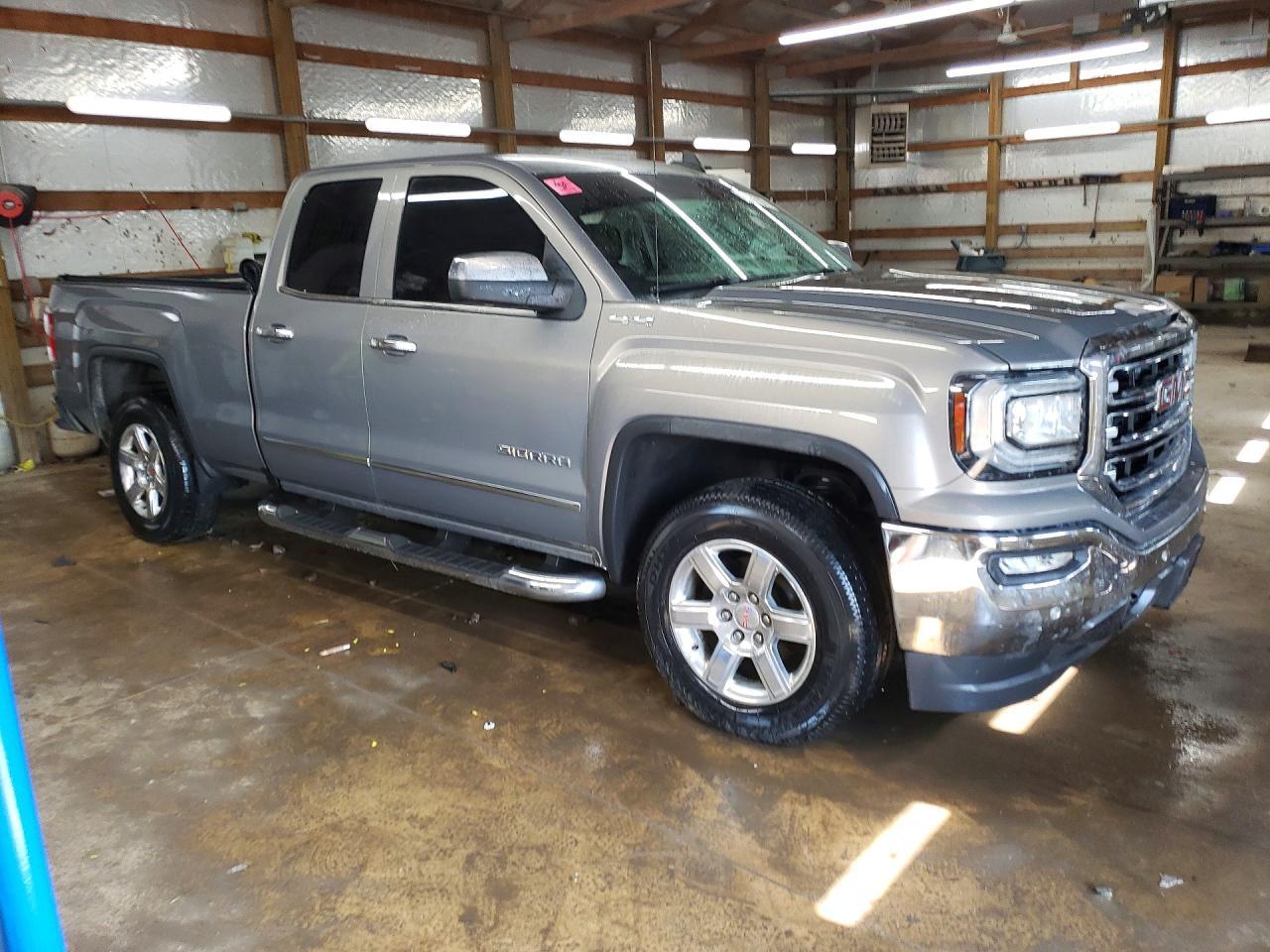 2017 GMC Sierra K1500 Slt - zdjęcie 4