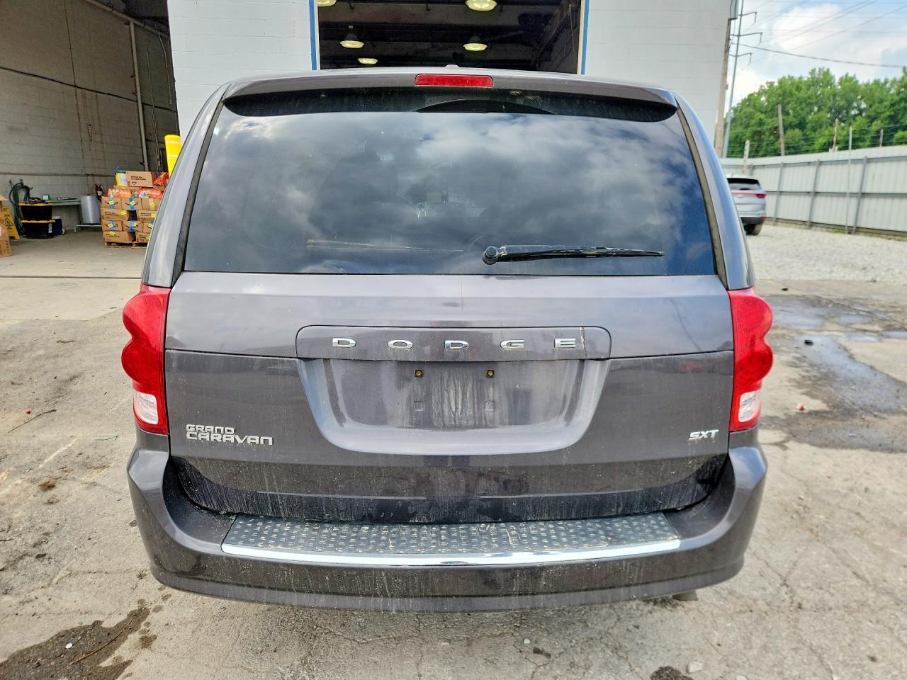 2016 Dodge Grand Caravan Sxt - zdjęcie 6
