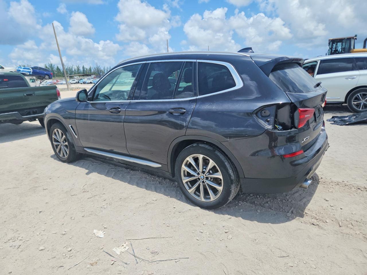 2019 BMW X3 Sdrive30I - zdjęcie 2
