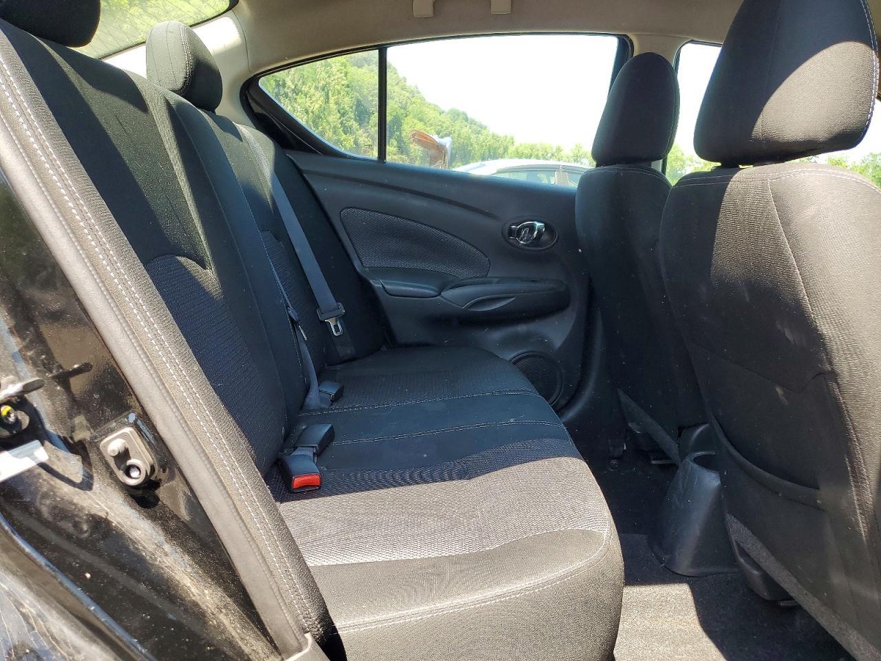 2018 Nissan Versa Sv - zdjęcie 10
