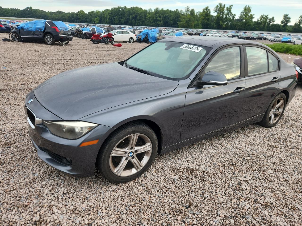 2013 BMW 320 I - zdjęcie główne
