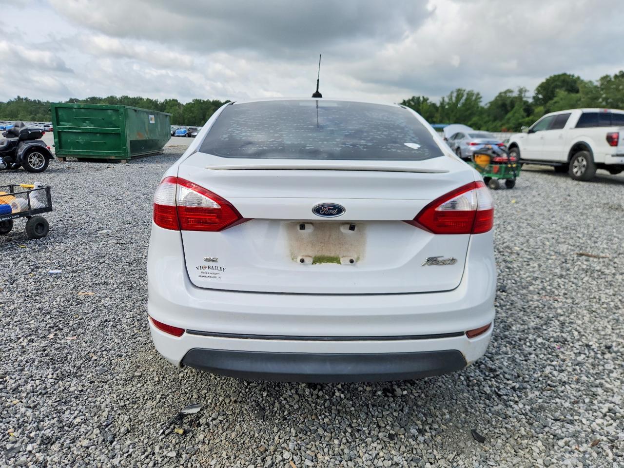 2015 Ford Fiesta Se - zdjęcie 6