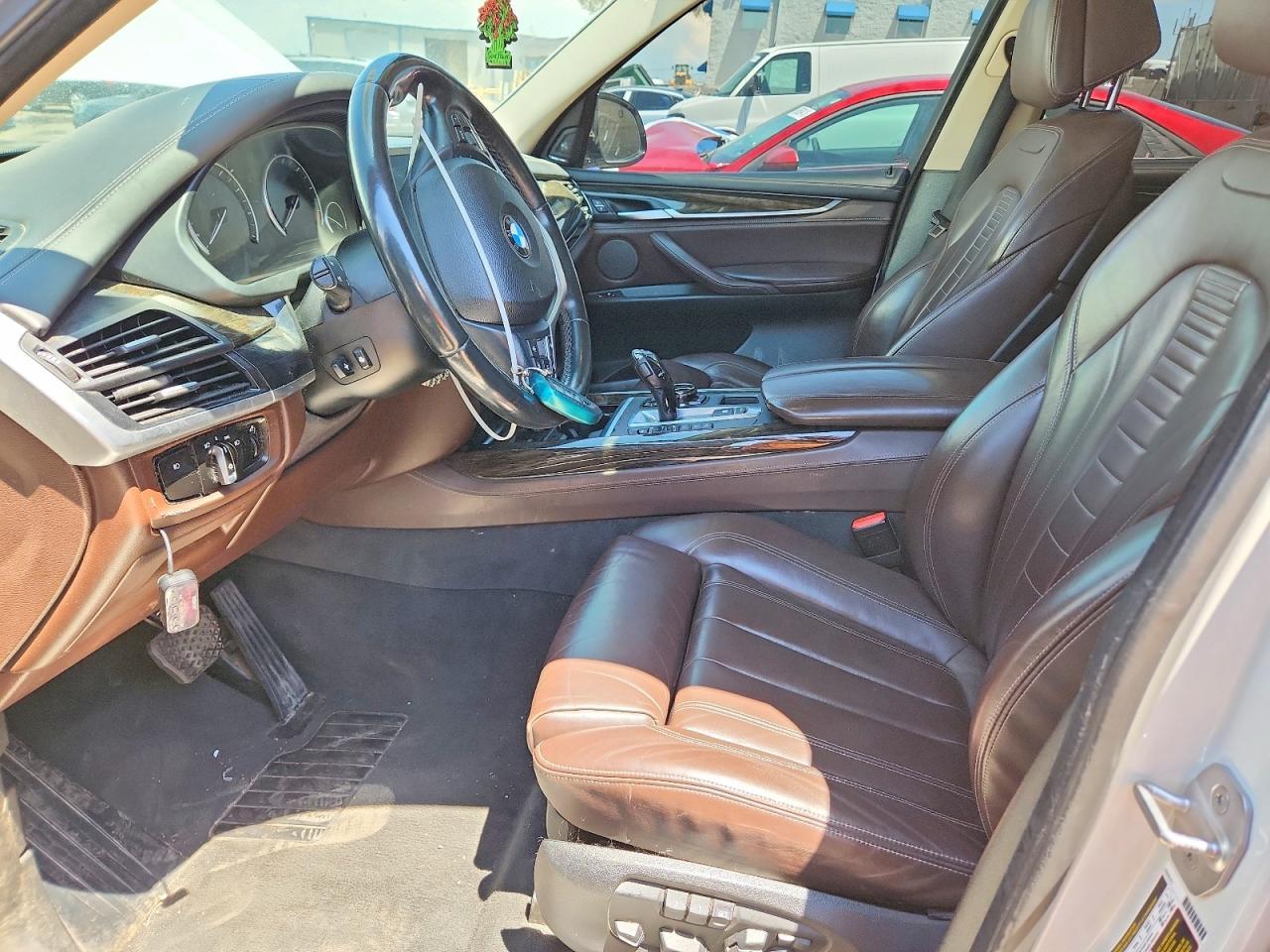 2016 BMW X5 xDrive50I - zdjęcie 7