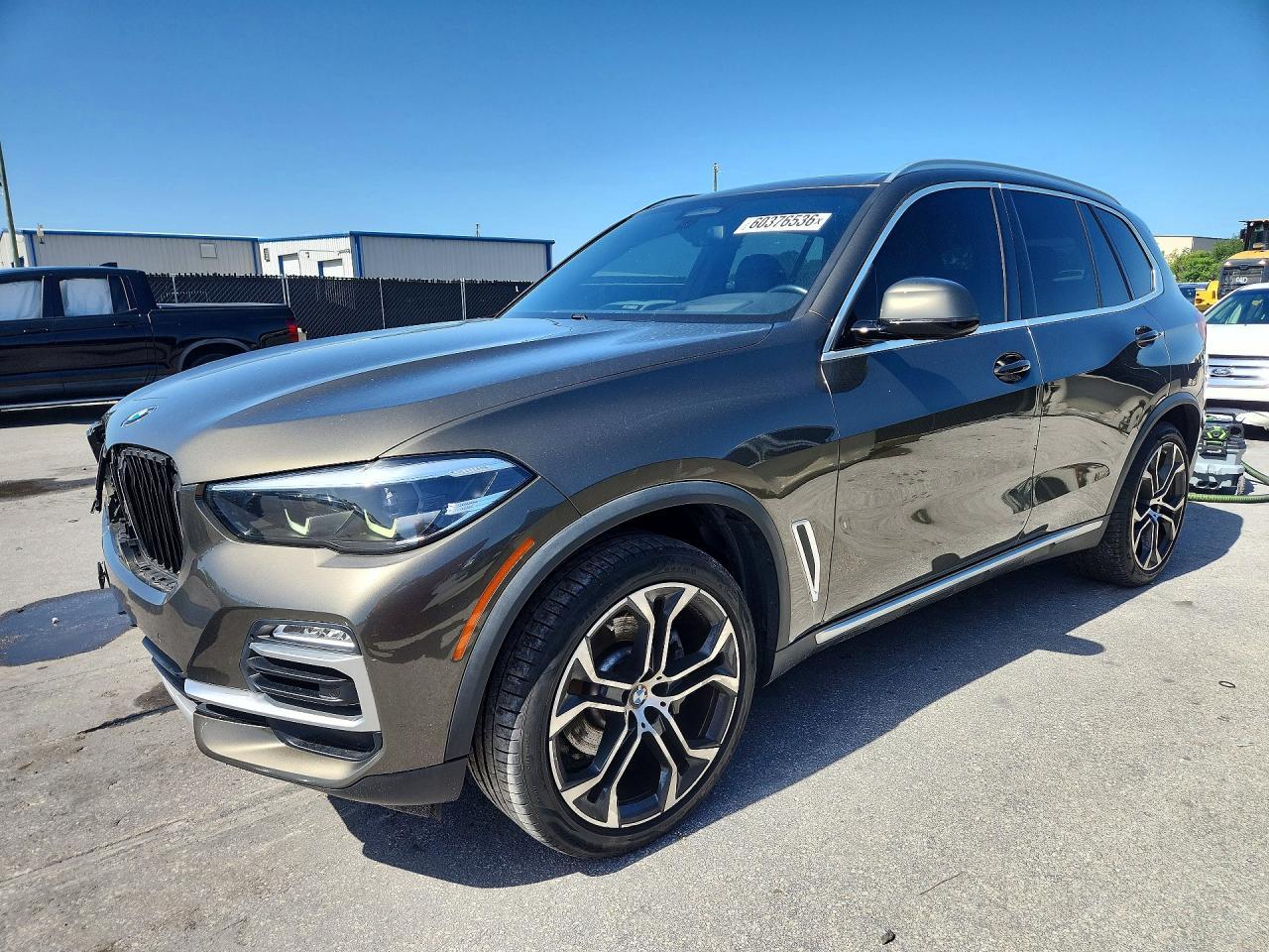 2021 BMW X5 Sdrive 40I - zdjęcie główne