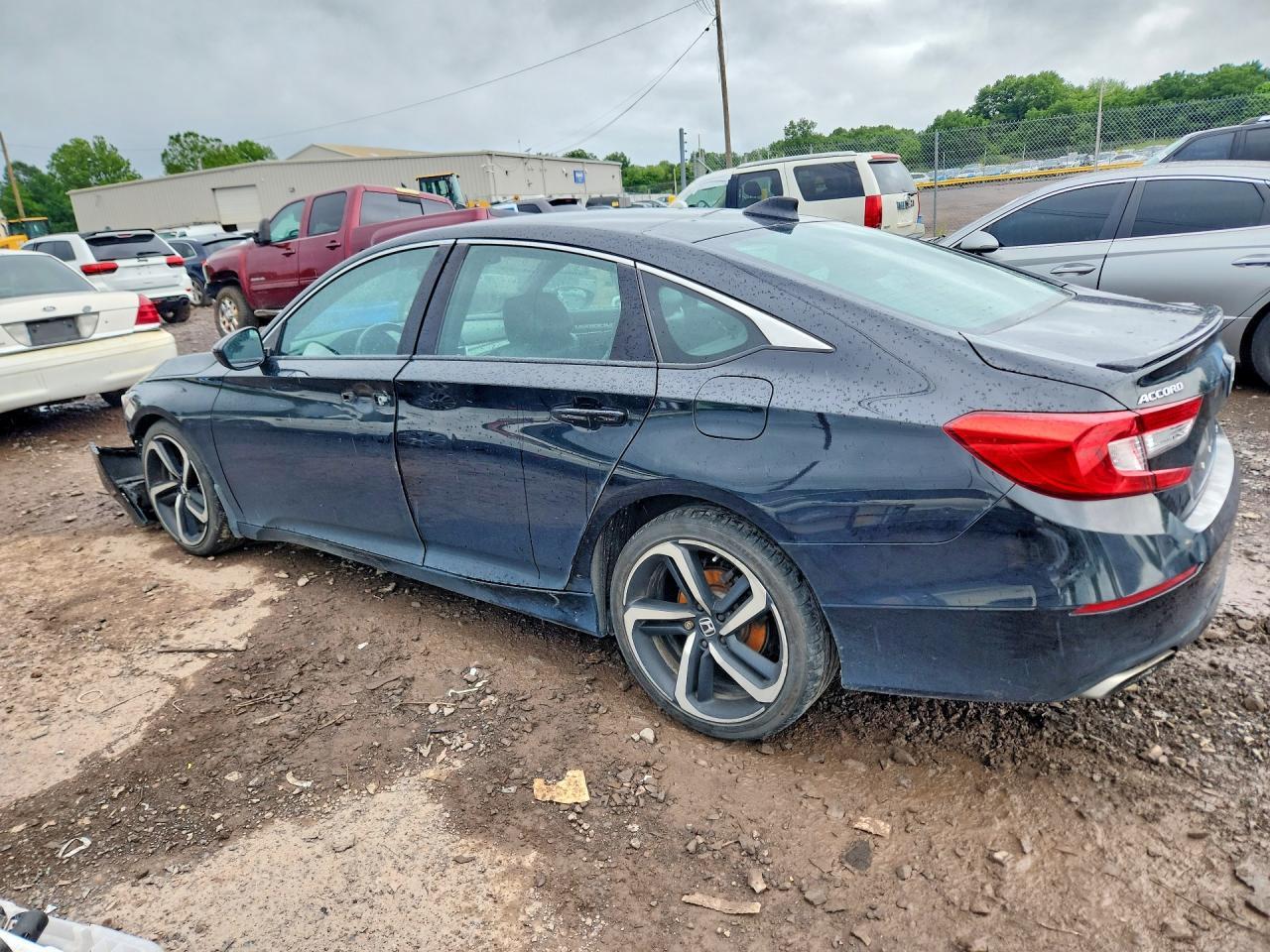 2020 Honda Accord Sport - zdjęcie 2