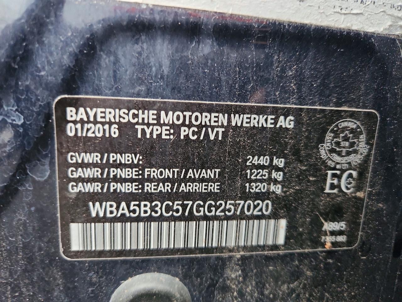 2016 BMW Seria 5 535i - zdjęcie 12