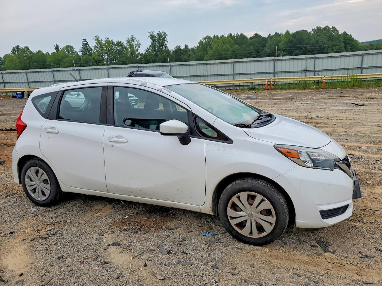 2018 Nissan Versa Note S - zdjęcie 4