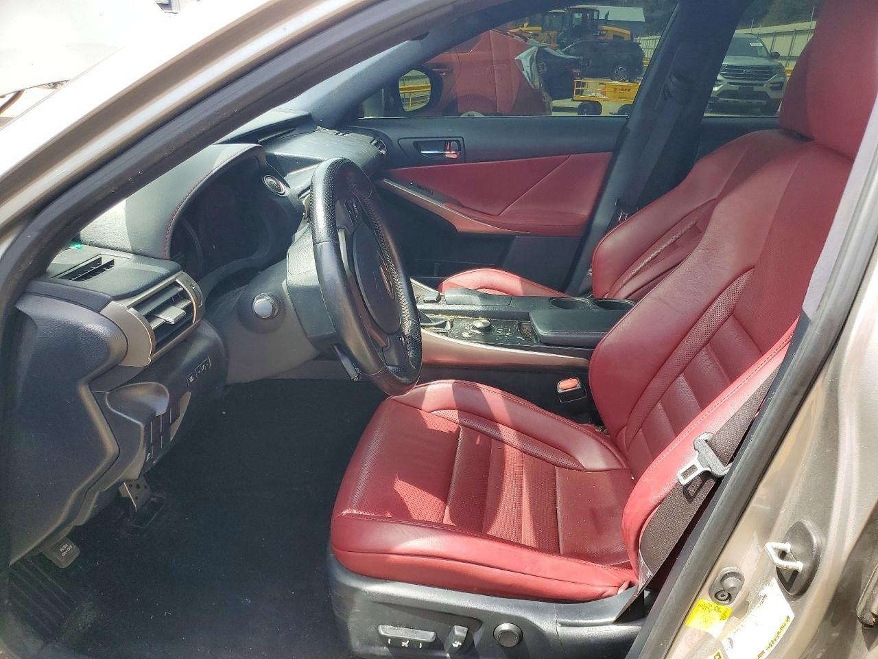 2016 Lexus Is 200T - zdjęcie 7