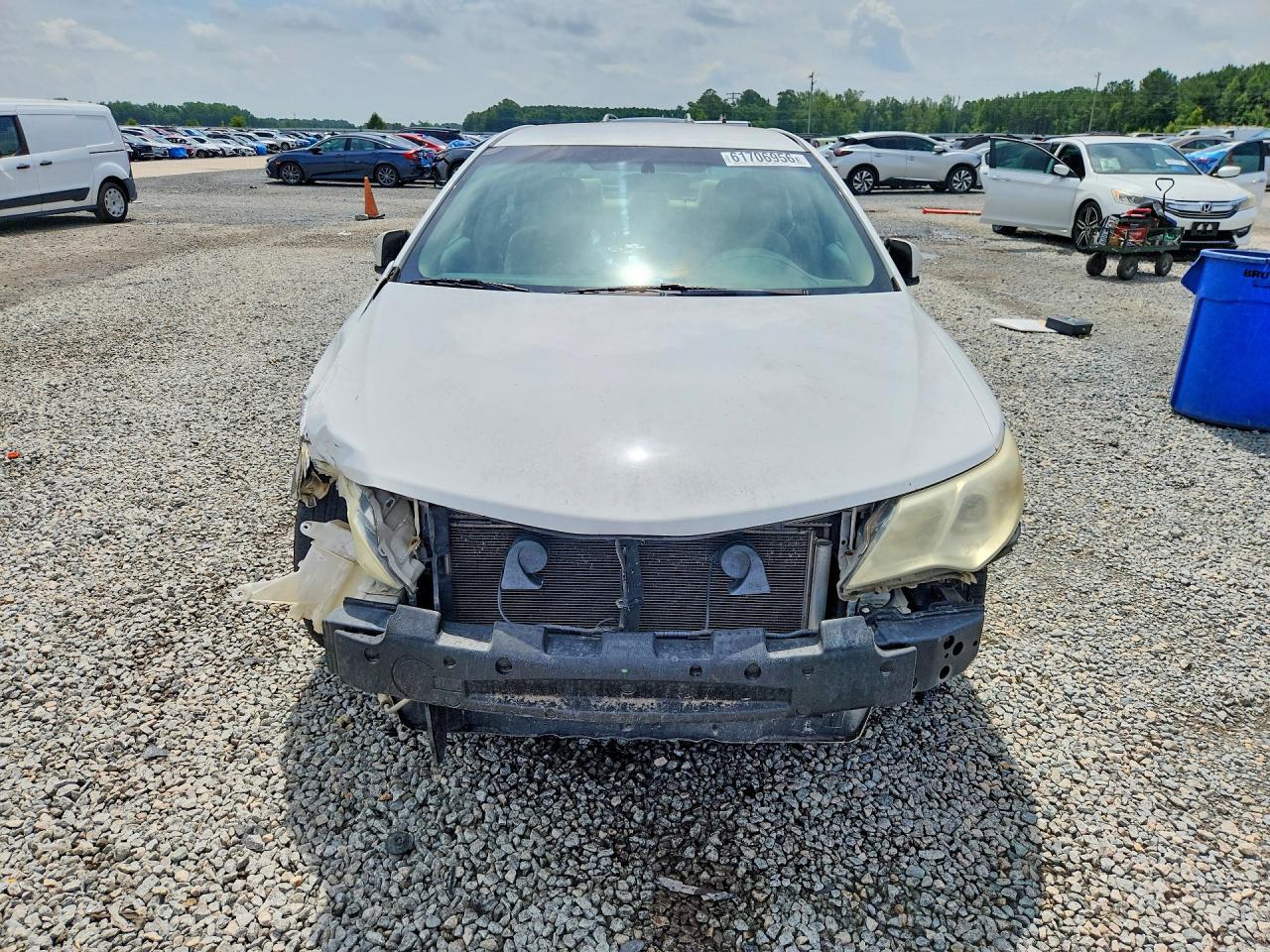 2014 Toyota Camry Le - zdjęcie 5