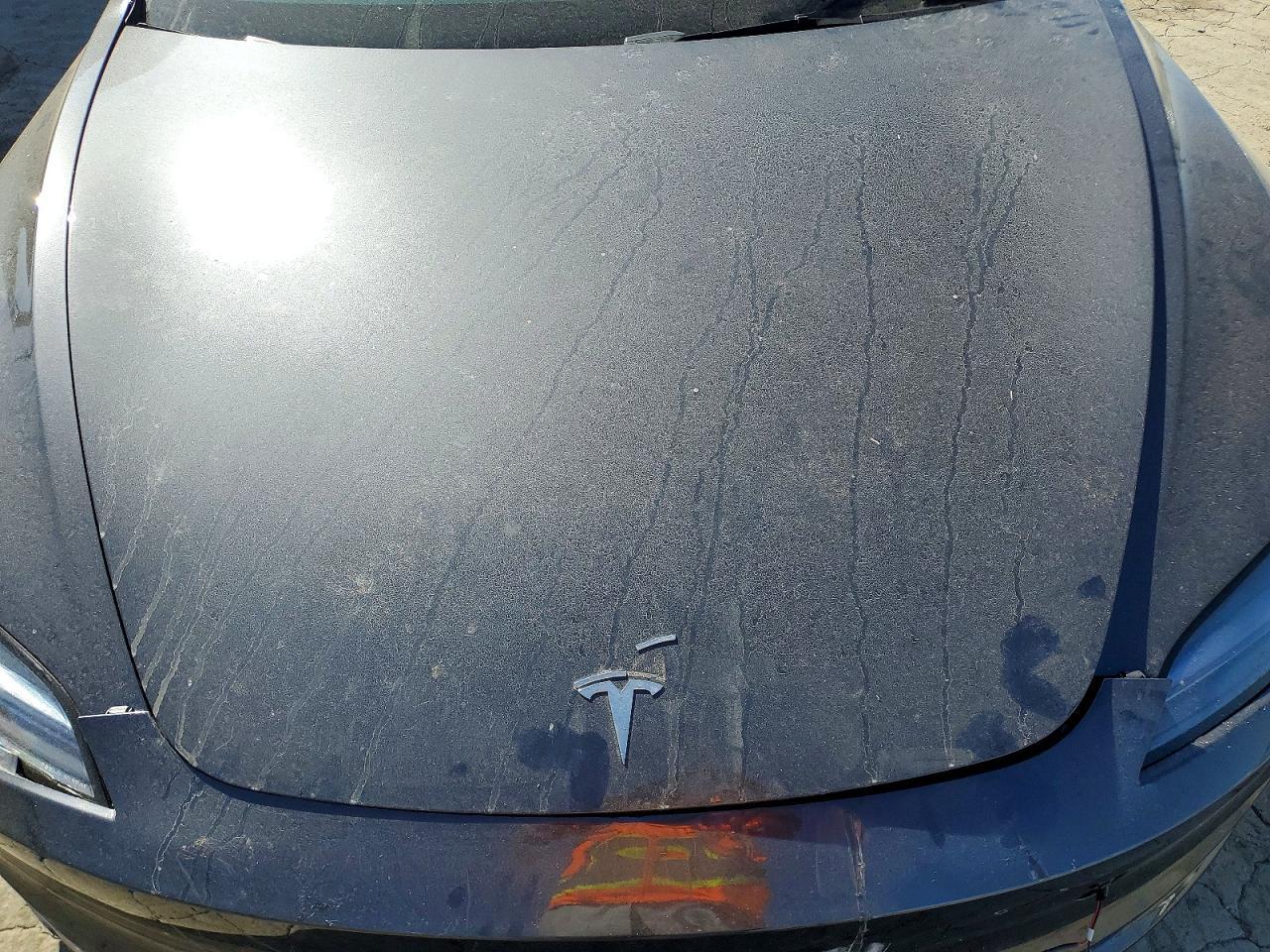 2025 Tesla Model 3 - zdjęcie 11