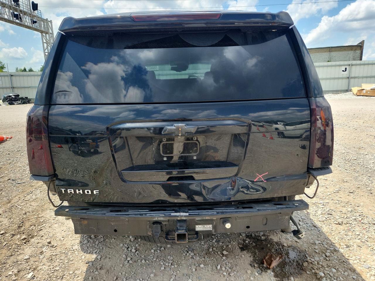 2017 Chevrolet Tahoe C1500 Lt - zdjęcie 6