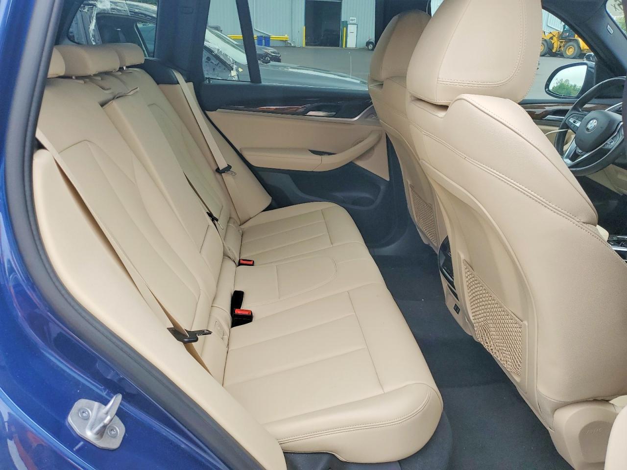 2021 BMW X3 xDrive30I - zdjęcie 10
