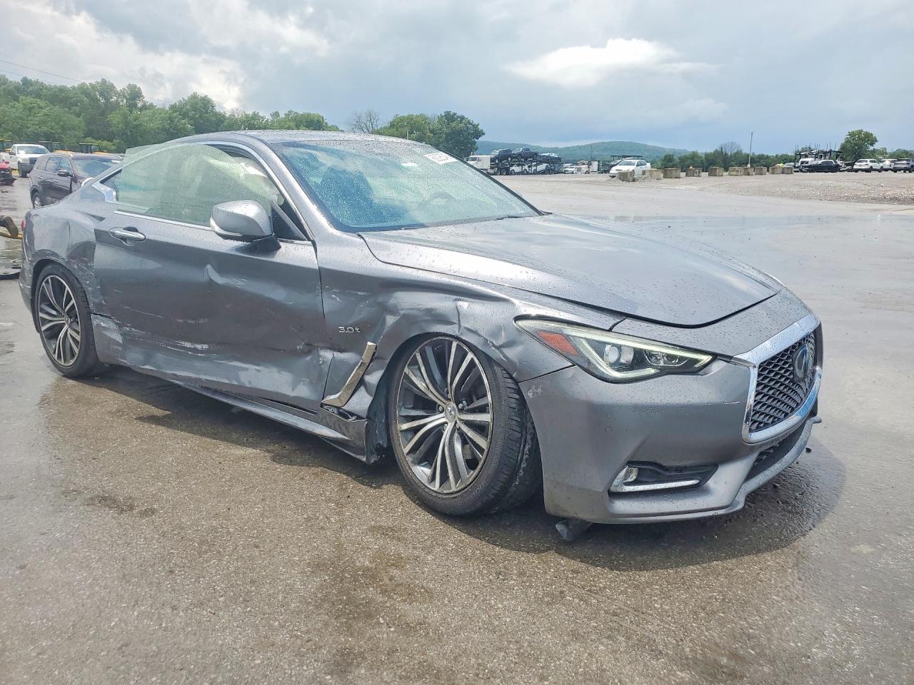 2018 Infiniti Q60 3.0T Luxe - zdjęcie 4