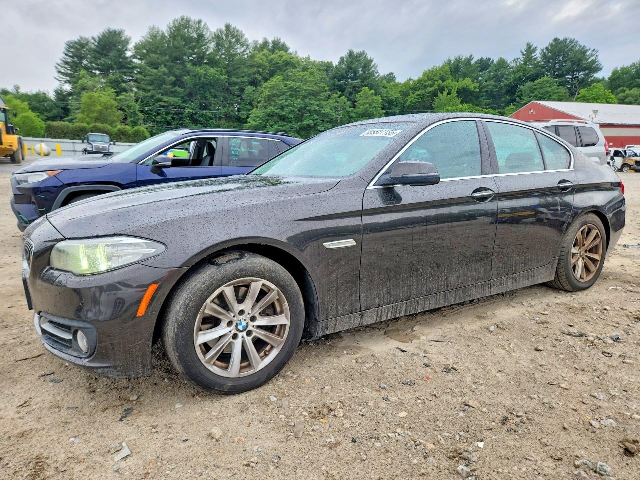 2015 BMW Seria 5 528i - zdjęcie główne