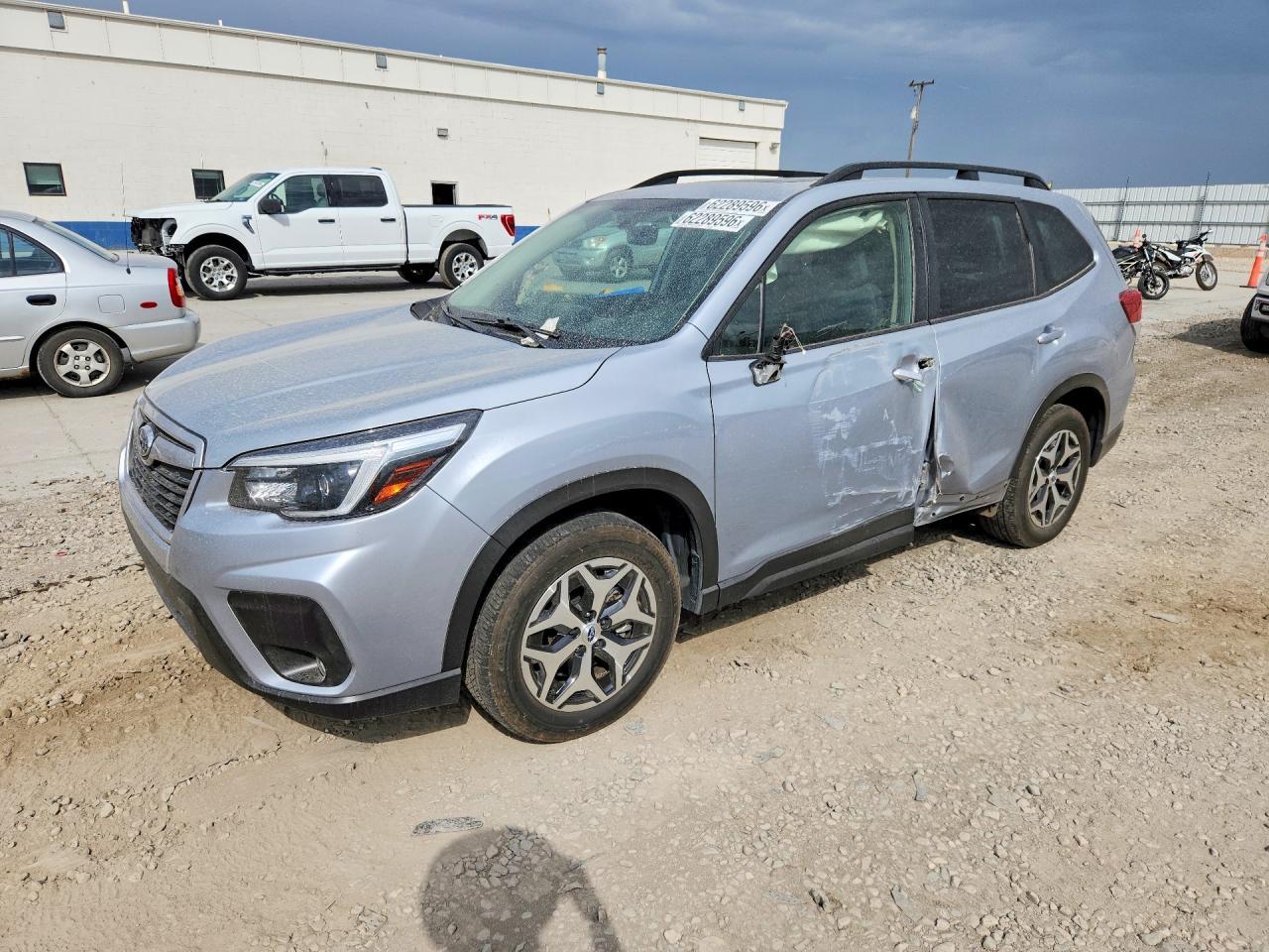 2021 Subaru Forester Premium - zdjęcie główne