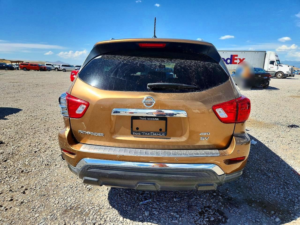 2017 Nissan Pathfinder Sv - zdjęcie 6