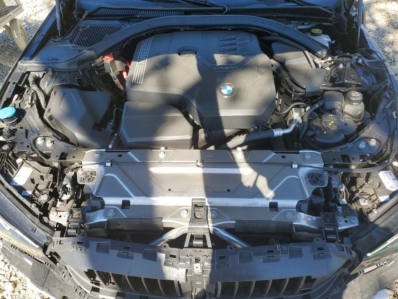 2024 BMW 330I - zdjęcie 11