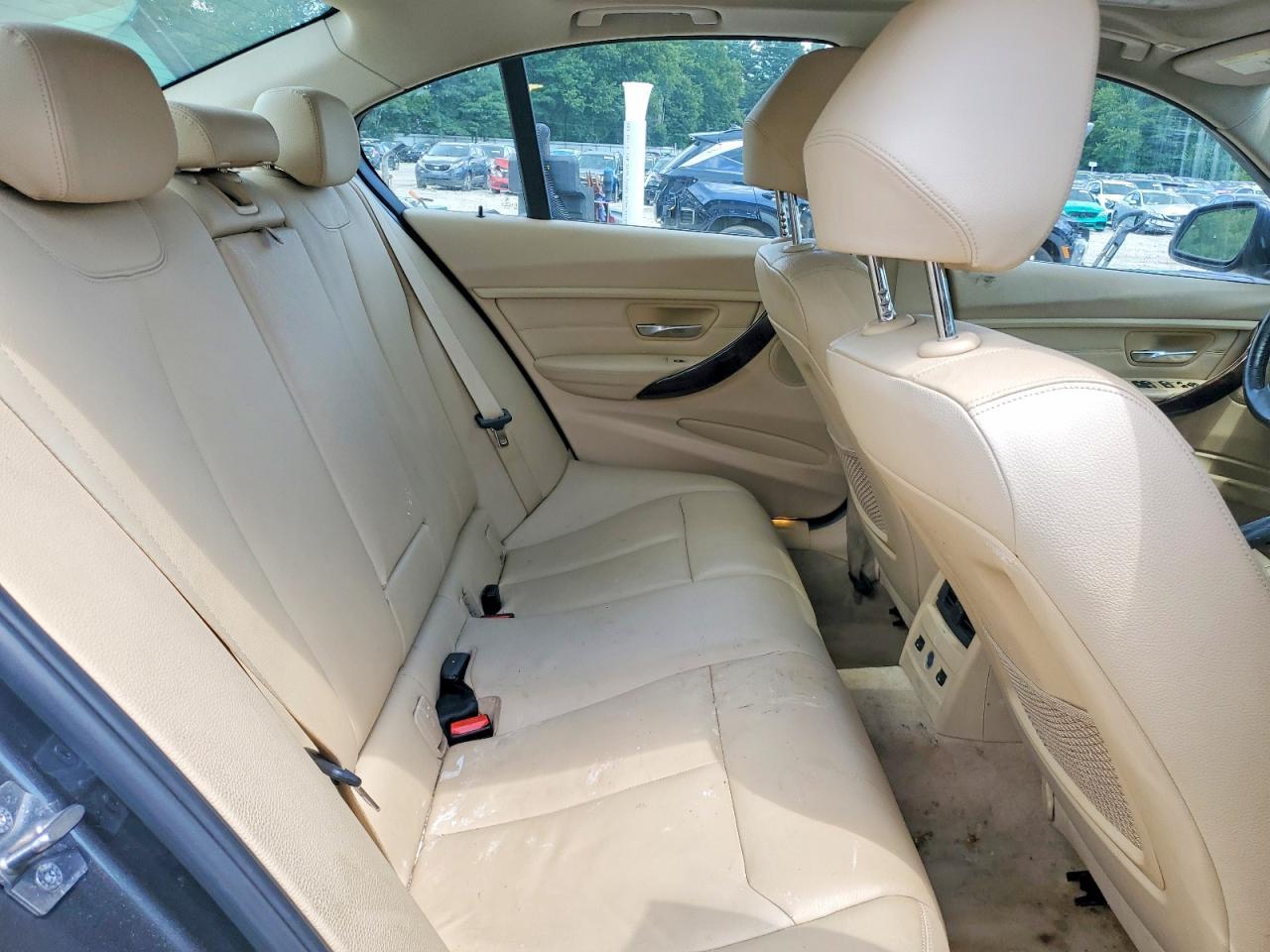 2013 BMW Seria 3 328i - zdjęcie 10