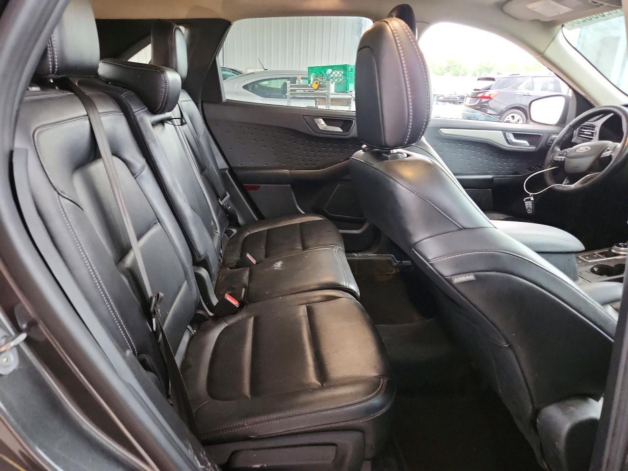 2020 Ford Escape Sel - zdjęcie 10