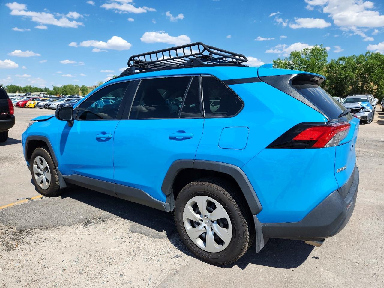 2020 Toyota Rav4 Le - zdjęcie 2