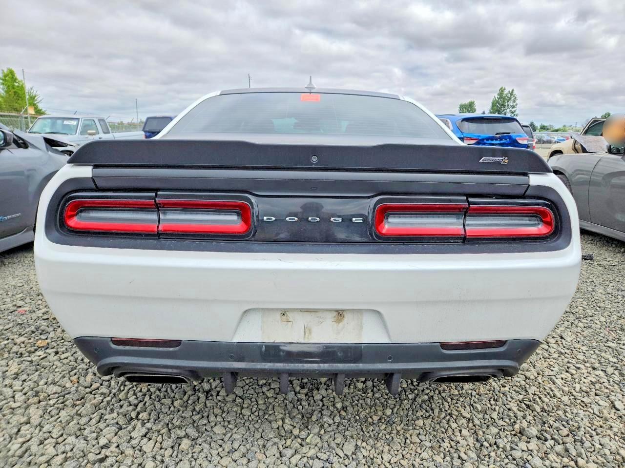 2015 Dodge Challenger R/T Scat Pack - zdjęcie 6