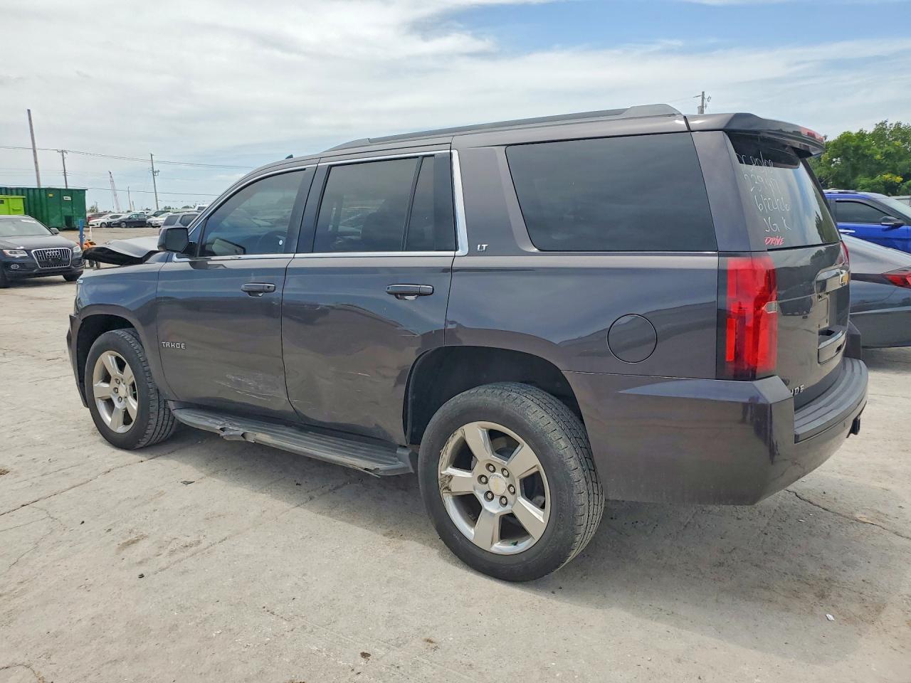 2016 Chevrolet Tahoe C1500 Lt - zdjęcie 2