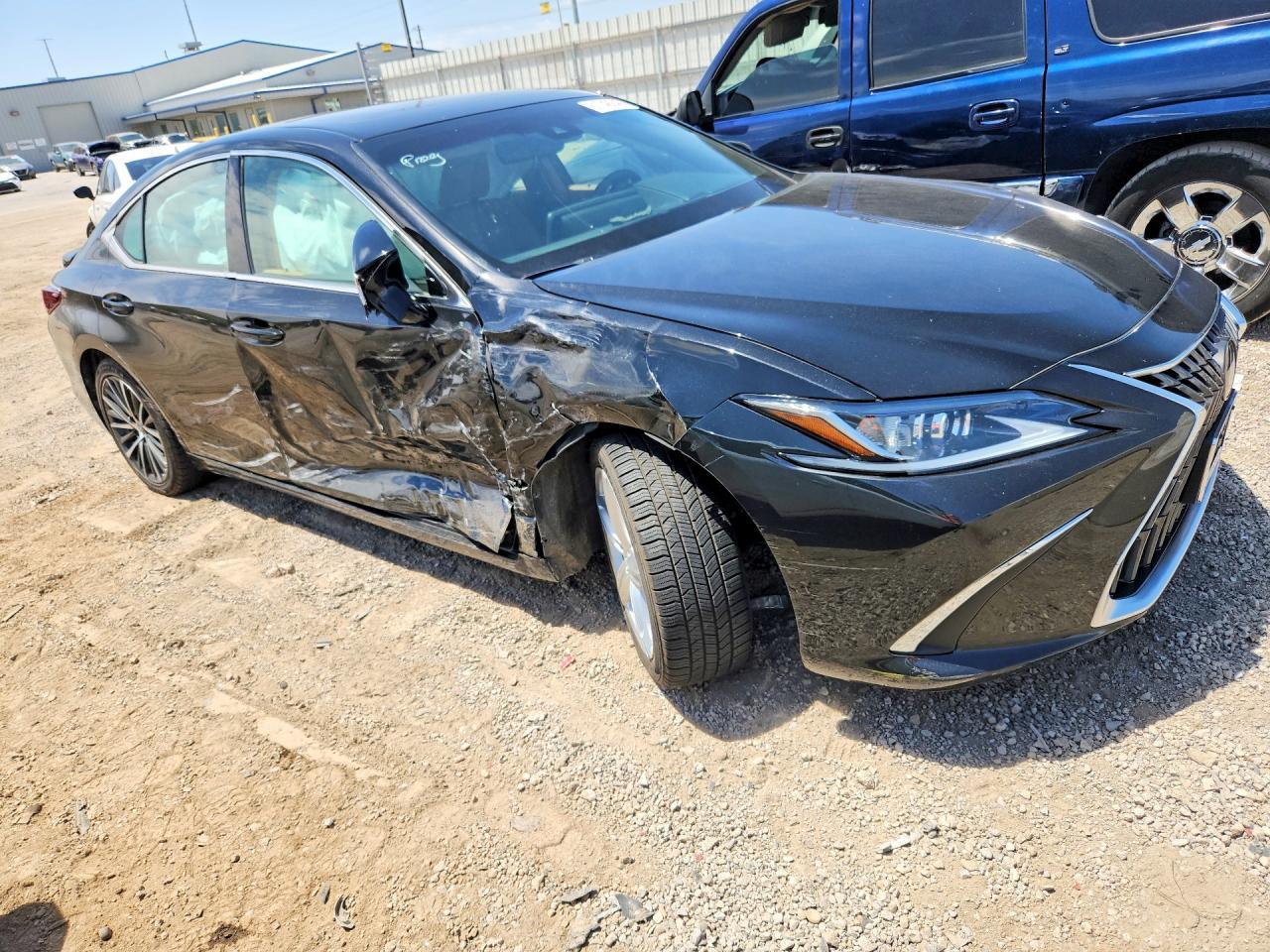 Lexus ES - zdjęcie 4