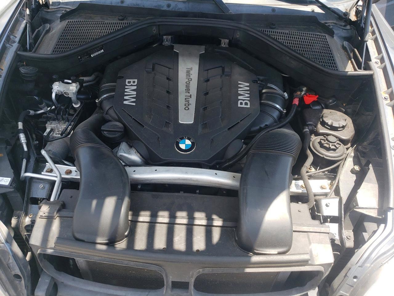 2013 BMW X5 xDrive50I - zdjęcie 12