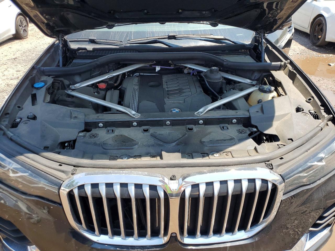 2021 BMW X7 xDrive40I - zdjęcie 12