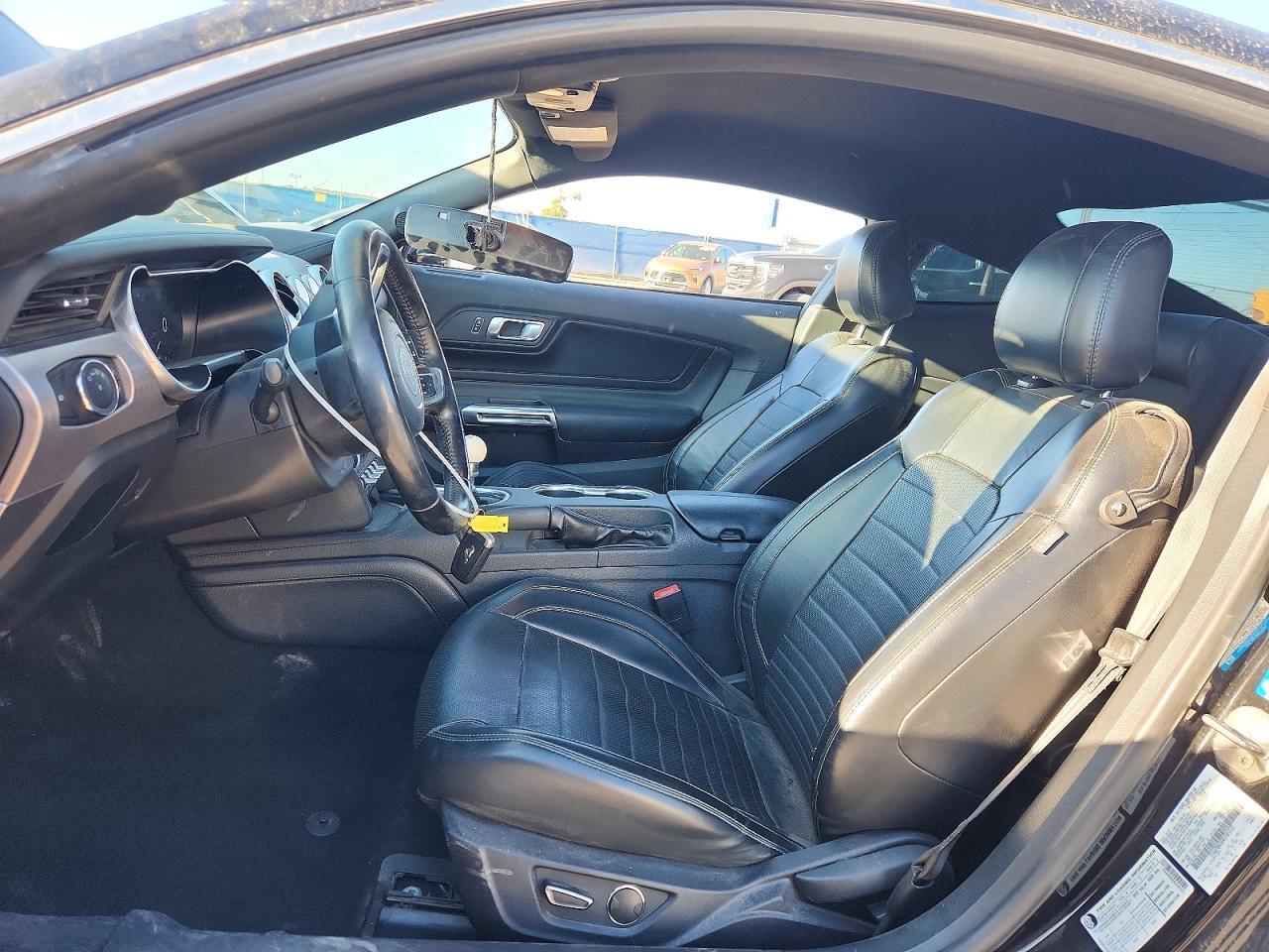 2019 Ford Mustang Bullitt - zdjęcie 7
