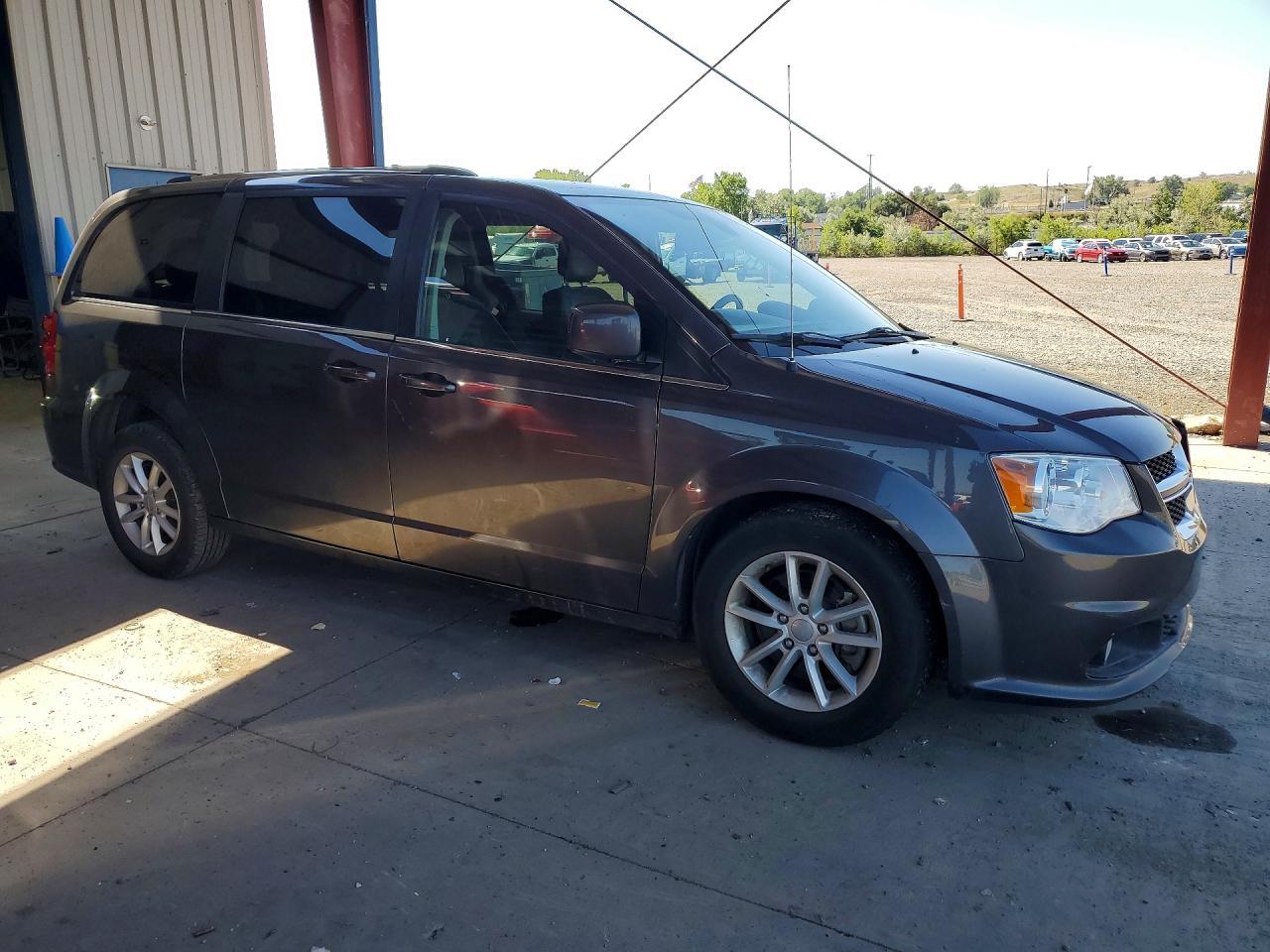 2019 Dodge Grand Caravan Sxt - zdjęcie 4