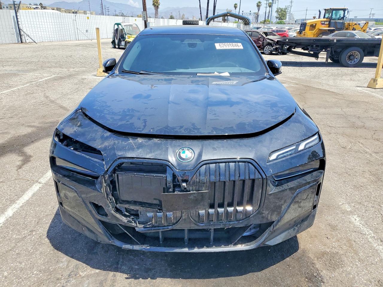 2024 BMW I7 xDrive60 - zdjęcie 5