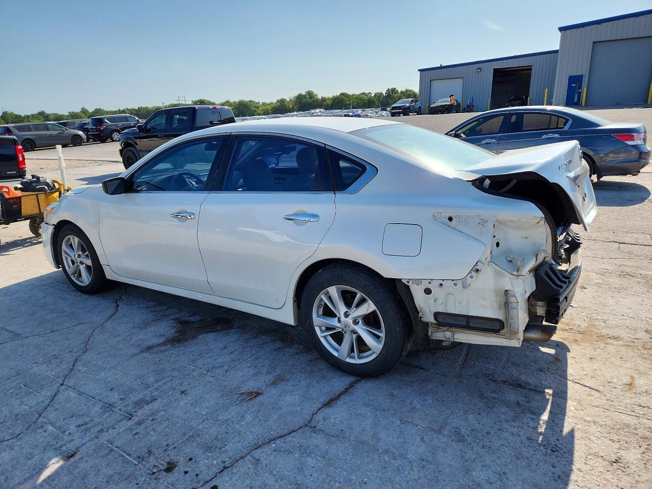2015 Nissan Altima 2.5 S - zdjęcie 2