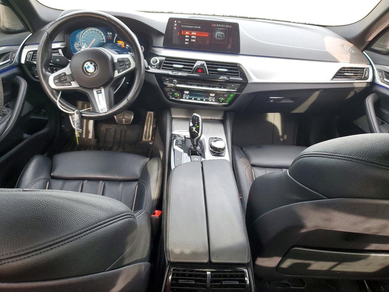 2018 BMW Seria 5 530i - zdjęcie 8