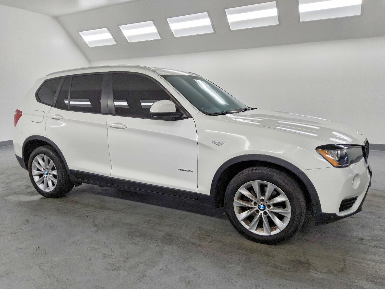 2015 BMW X3 xDrive28I - zdjęcie 4