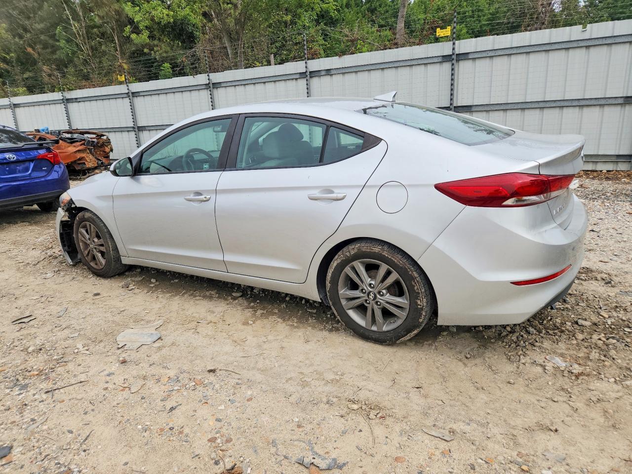 2017 Hyundai Elantra Se - zdjęcie 2