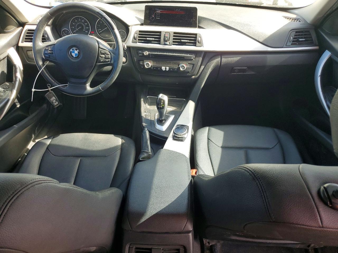 2014 BMW 320 I - zdjęcie 8